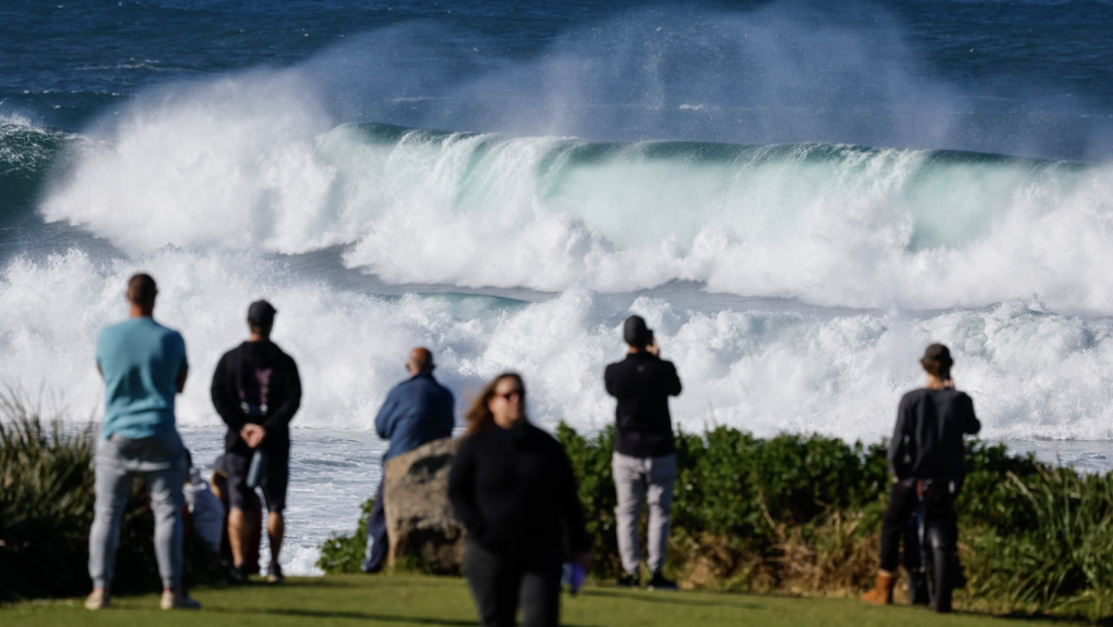 Big swell at Sandon Point on Sunday. Picture by Anna Warr.